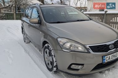 Универсал Kia Ceed 2010 в Золотоноше