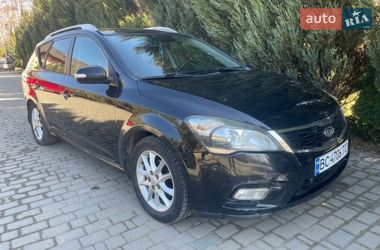 Универсал Kia Ceed 2010 в Самборе