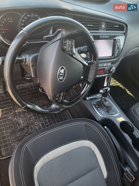 Хэтчбек Kia Ceed 2017 в Новоархангельске