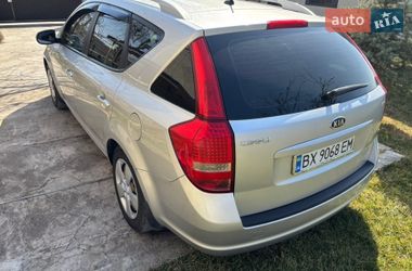 Универсал Kia Ceed 2010 в Каменец-Подольском