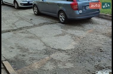 Універсал Kia Ceed 2009 в Южноукраїнську