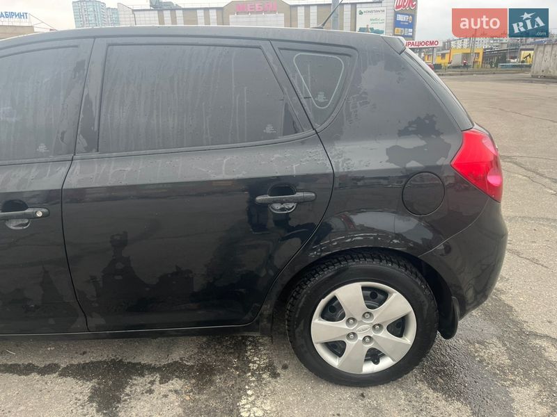 Хэтчбек Kia Ceed 2008 в Харькове