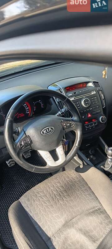 Универсал Kia Ceed 2010 в Киеве