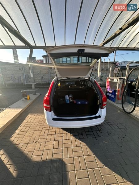 Универсал Kia Ceed 2012 в Луцке