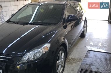 Хэтчбек Kia Ceed 2008 в Харькове