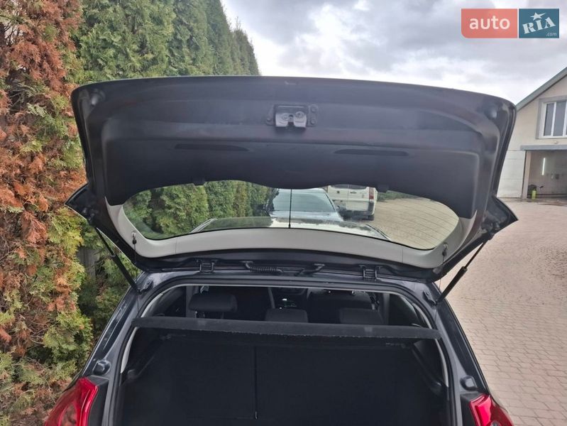 Хетчбек Kia Ceed 2007 в Золочеві