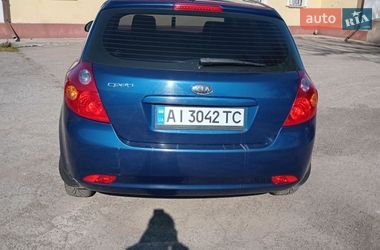 Хэтчбек Kia Ceed 2007 в Березане