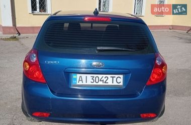 Хэтчбек Kia Ceed 2007 в Березане