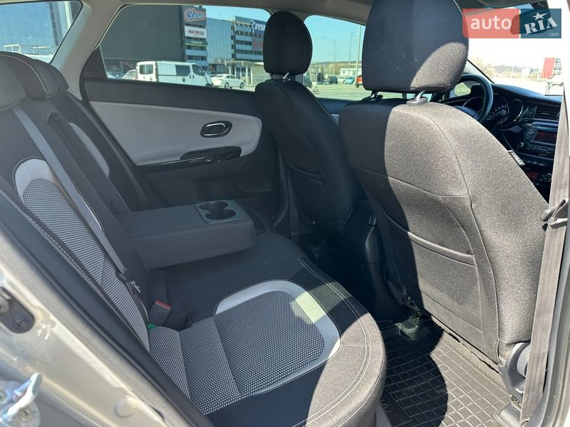 Універсал Kia Ceed 2016 в Києві