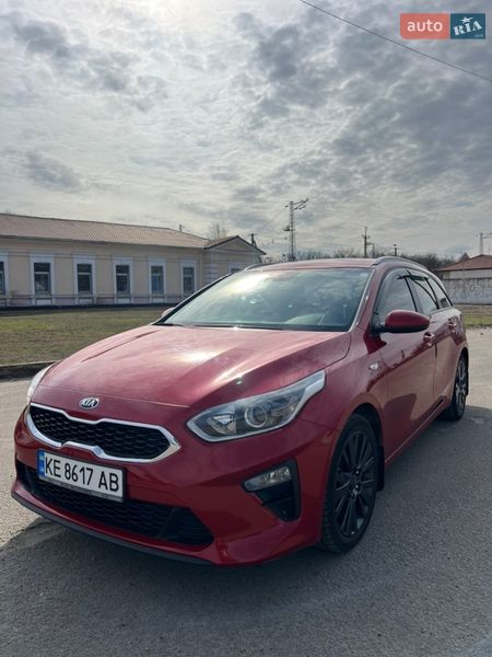 Универсал Kia Ceed 2018 в Днепре