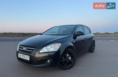 Хэтчбек Kia Ceed 2008 в Виннице