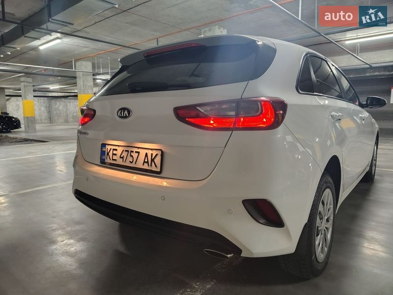 Хэтчбек Kia Ceed 2021 в Днепре