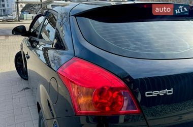 Хэтчбек Kia Ceed 2008 в Днепре
