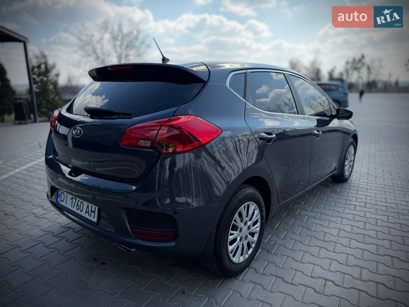 Хэтчбек Kia Ceed 2016 в Тульчине