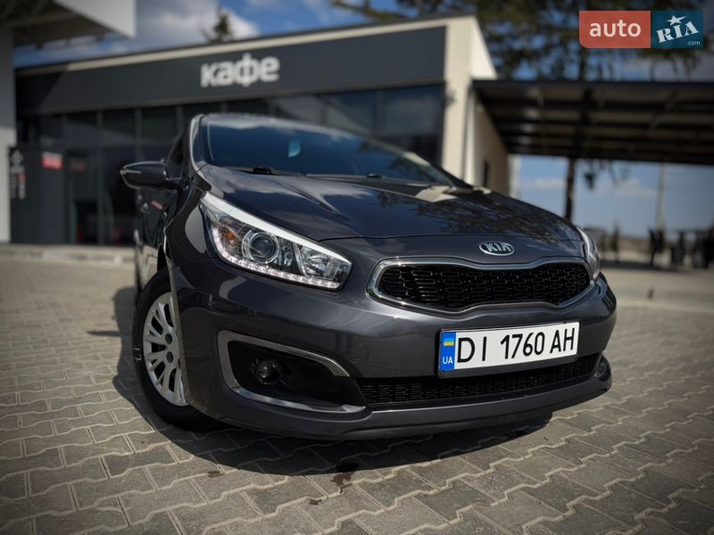 Хэтчбек Kia Ceed 2016 в Тульчине