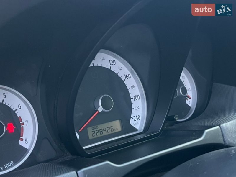 Хетчбек Kia Ceed 2008 в Києві фото 15 Хетчбек Kia Ceed 2008 в Києві