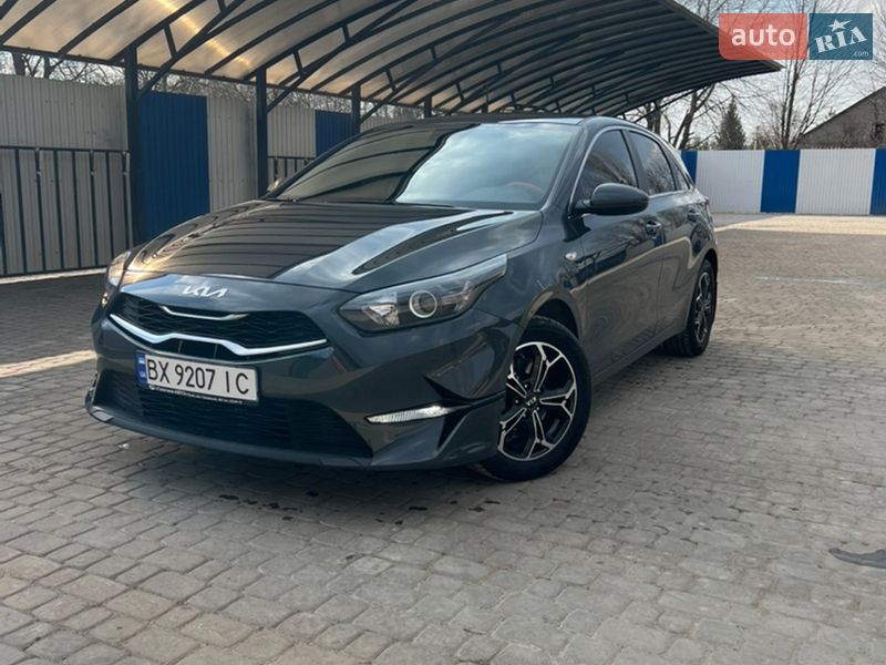 Хэтчбек Kia Ceed 2022 в Чемеровцах