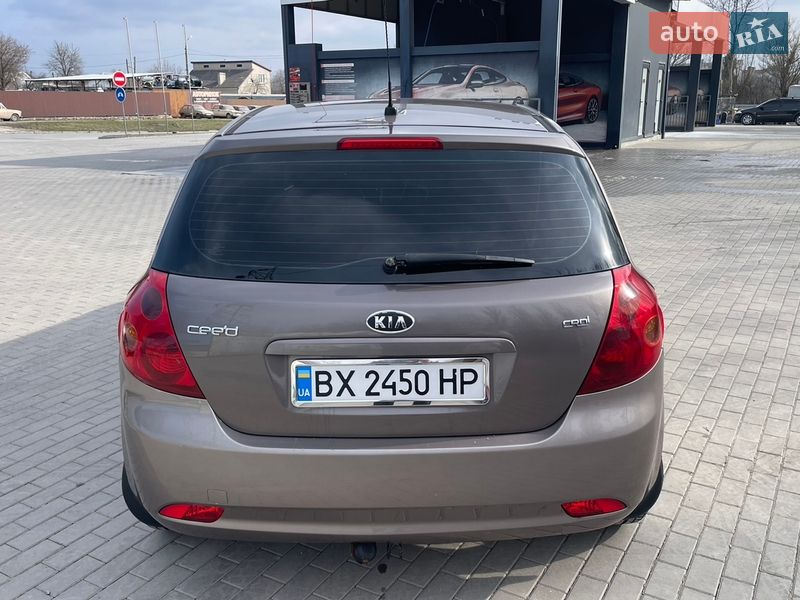 Хетчбек Kia Ceed 2007 в Кам'янець-Подільському фото 7 Хетчбек Kia Ceed 2007 в Кам'янець-Подільському
