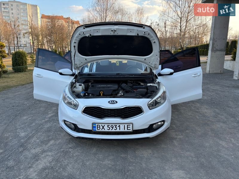 Универсал Kia Ceed 2015 в Хмельницком