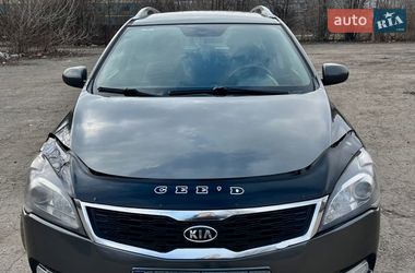 Универсал Kia Ceed 2011 в Киеве