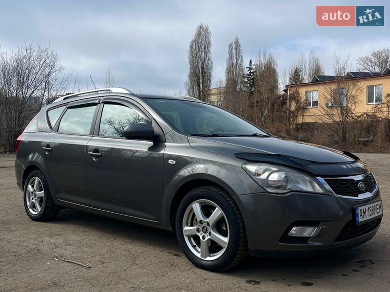 Универсал Kia Ceed 2011 в Киеве фото 4 Универсал Kia Ceed 2011 в Киеве