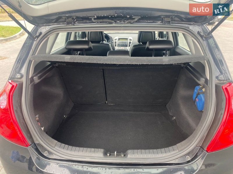 Хетчбек Kia Ceed 2008 в Луцьку фото 10 Хетчбек Kia Ceed 2008 в Луцьку