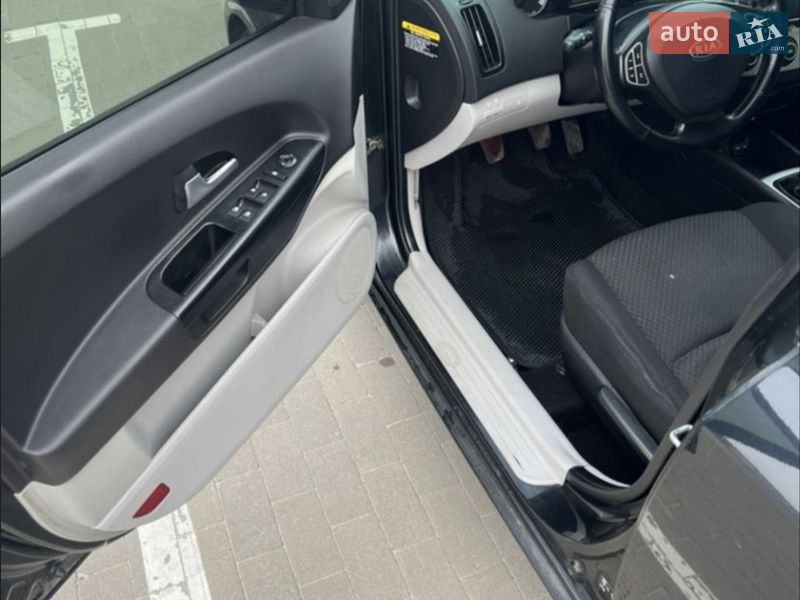 Хэтчбек Kia Ceed 2007 в Полтаве