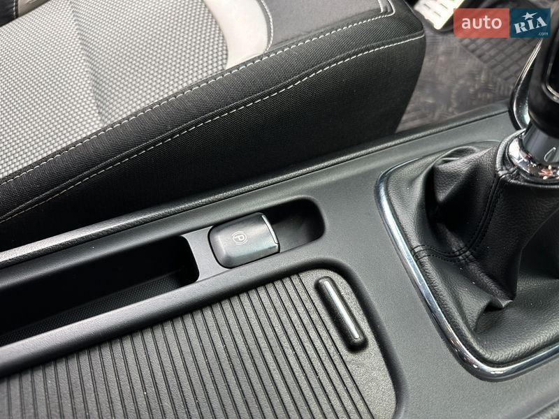 Хэтчбек Kia Ceed 2013 в Киеве фото 35 Хэтчбек Kia Ceed 2013 в Киеве