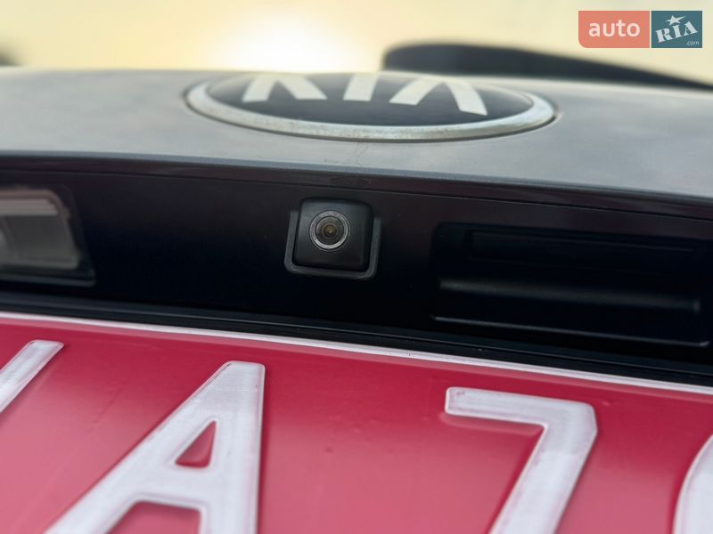 Универсал Kia Ceed 2017 в Луцке