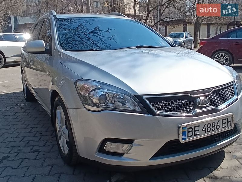 Универсал Kia Ceed 2012 в Березанке