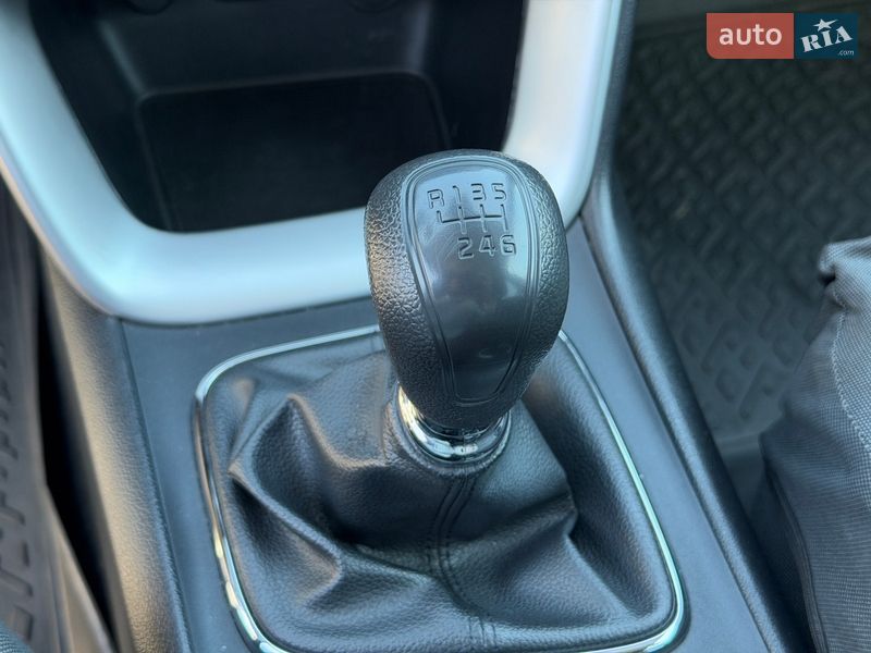 Хетчбек Kia Ceed 2016 в Києві фото 33 Хетчбек Kia Ceed 2016 в Києві