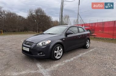 Хэтчбек Kia Ceed 2009 в Киеве