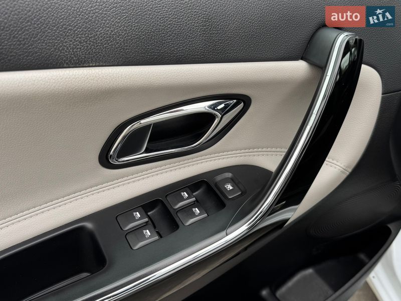 Хэтчбек Kia Ceed 2013 в Ужгороде