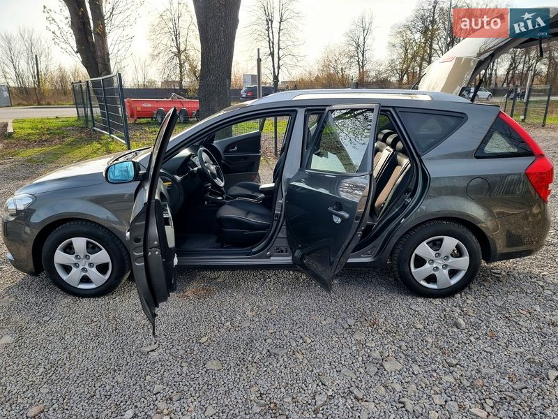 Універсал Kia Ceed 2011 в Вінниці