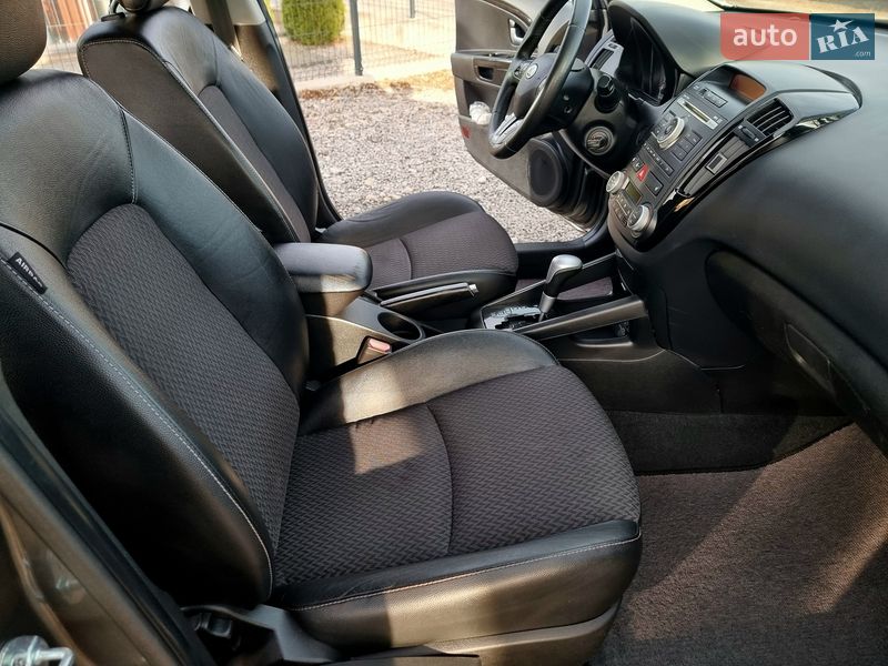 Універсал Kia Ceed 2011 в Вінниці