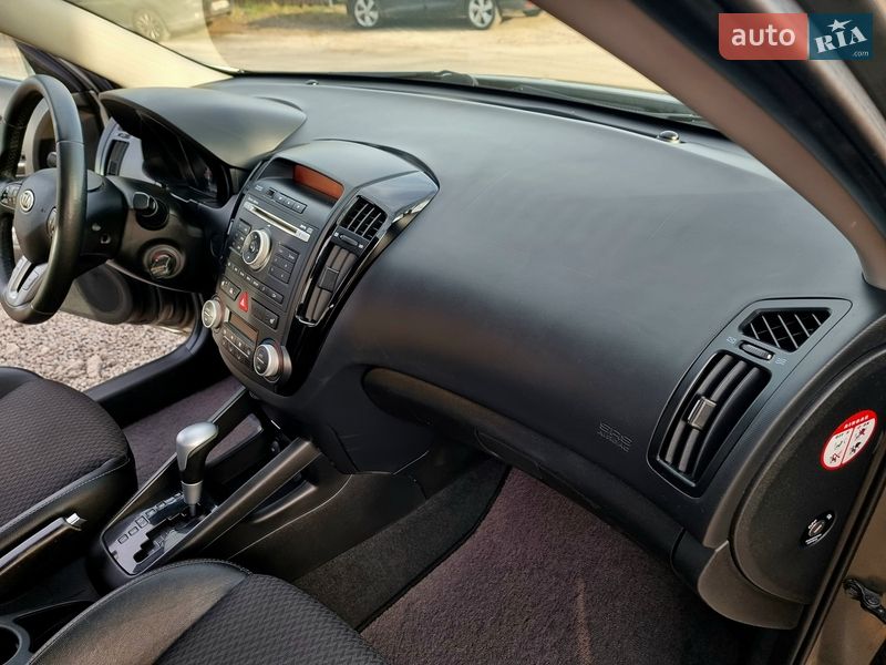 Універсал Kia Ceed 2011 в Вінниці