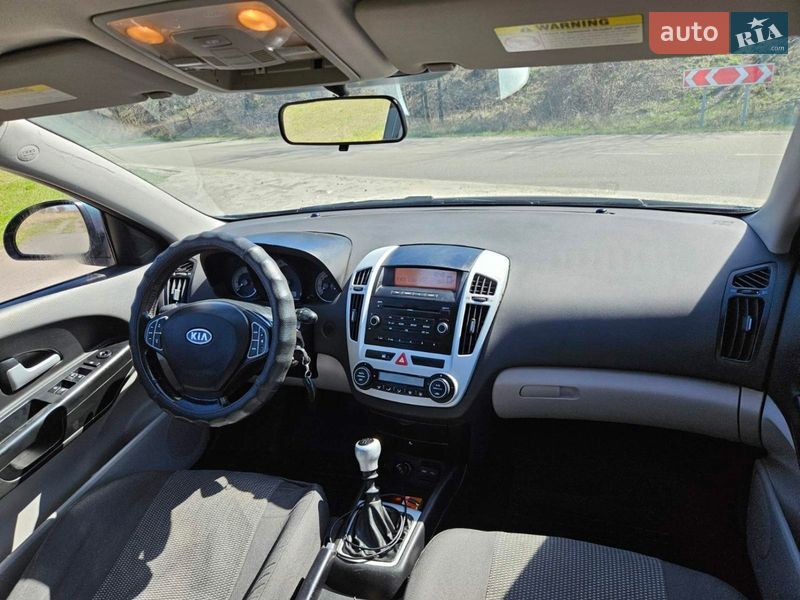 Универсал Kia Ceed 2008 в Обухове