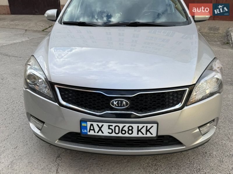 Kia Ceed 2011
