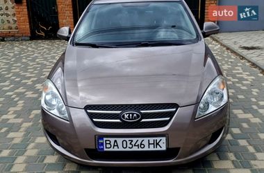 Хэтчбек Kia Ceed 2008 в Кропивницком