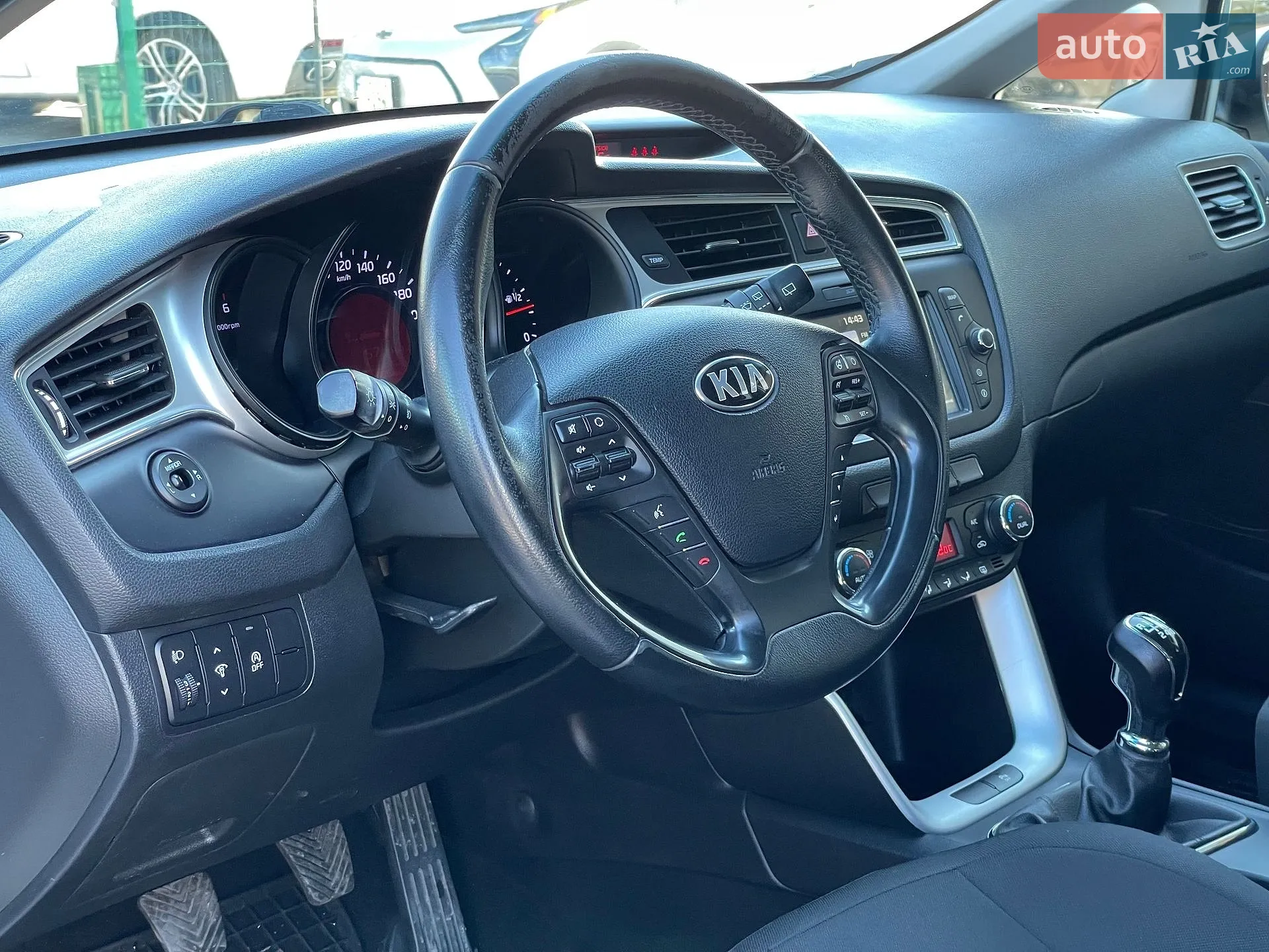 2017 Kia Cee'd - мініатюра 24