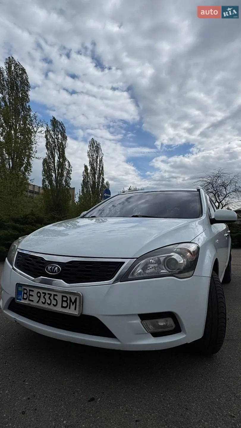 2010 Kia Cee'd - мініатюра 2