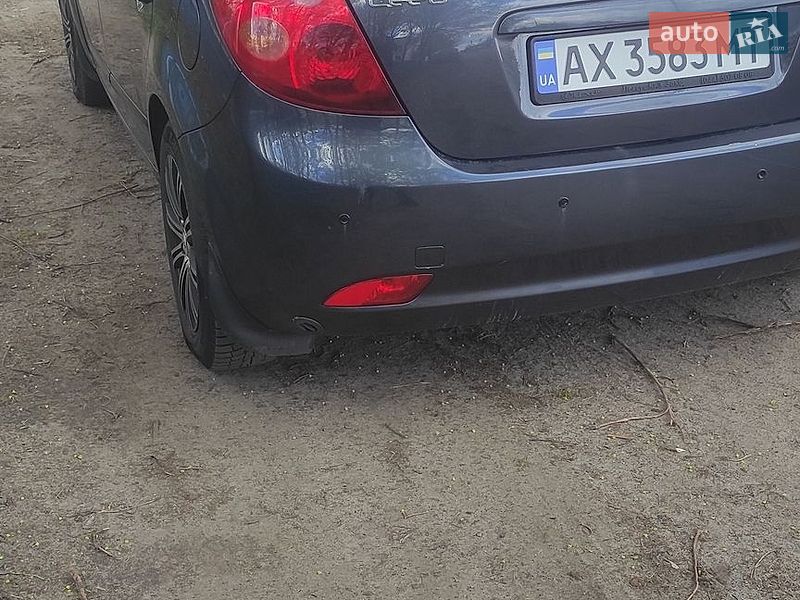 Хэтчбек Kia Ceed 2008 в Харькове