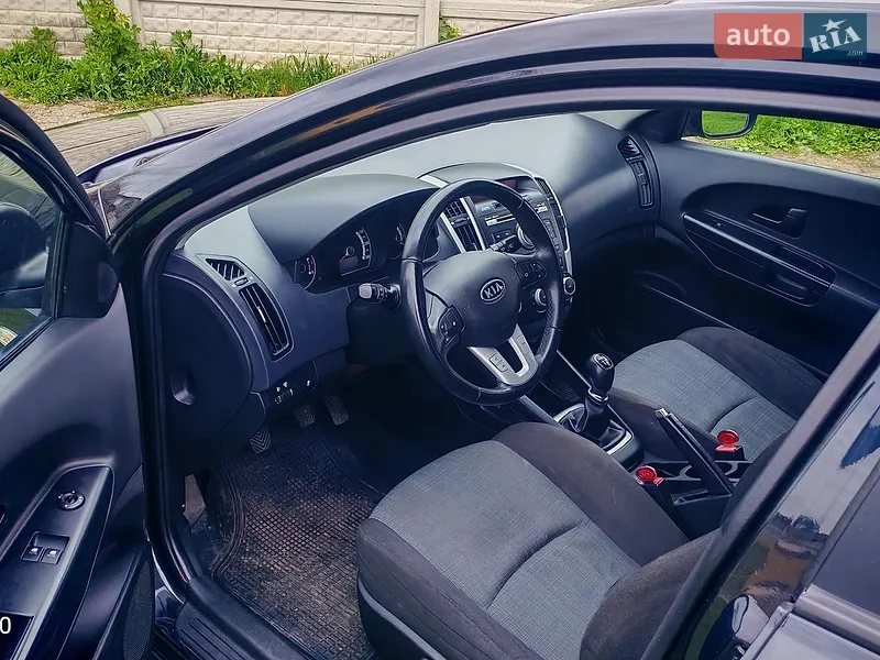 Kia Ceed 2010 VIN U5YHB811AAL140893 фото оголошення 9 з 42