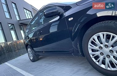 Универсал Kia Ceed 2012 в Городке