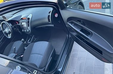 Универсал Kia Ceed 2012 в Городке