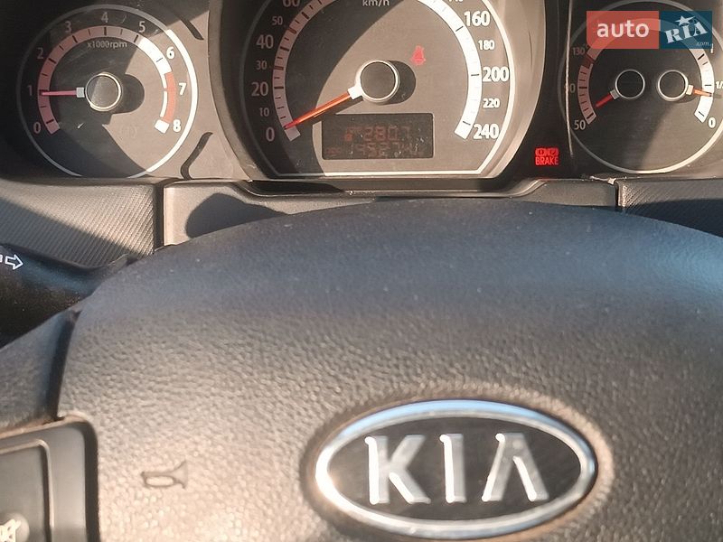 Универсал Kia Ceed 2012 в Вите-Почтовой