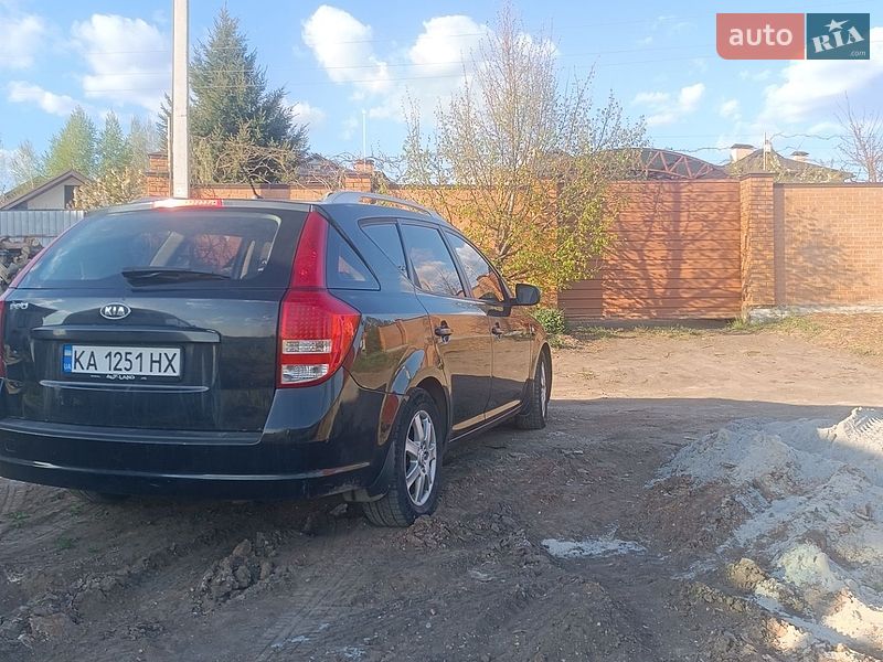Универсал Kia Ceed 2012 в Вите-Почтовой