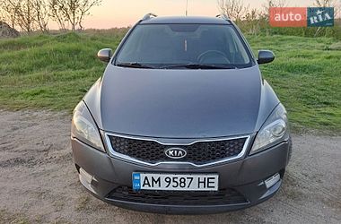 Универсал Kia Ceed 2012 в Ладыжине
