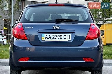 Хэтчбек Kia Ceed 2009 в Киеве