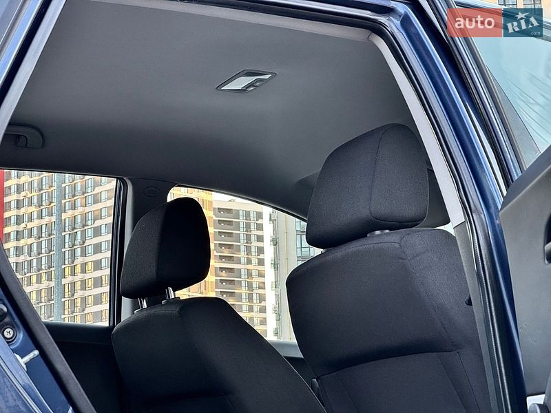Хэтчбек Kia Ceed 2009 в Киеве